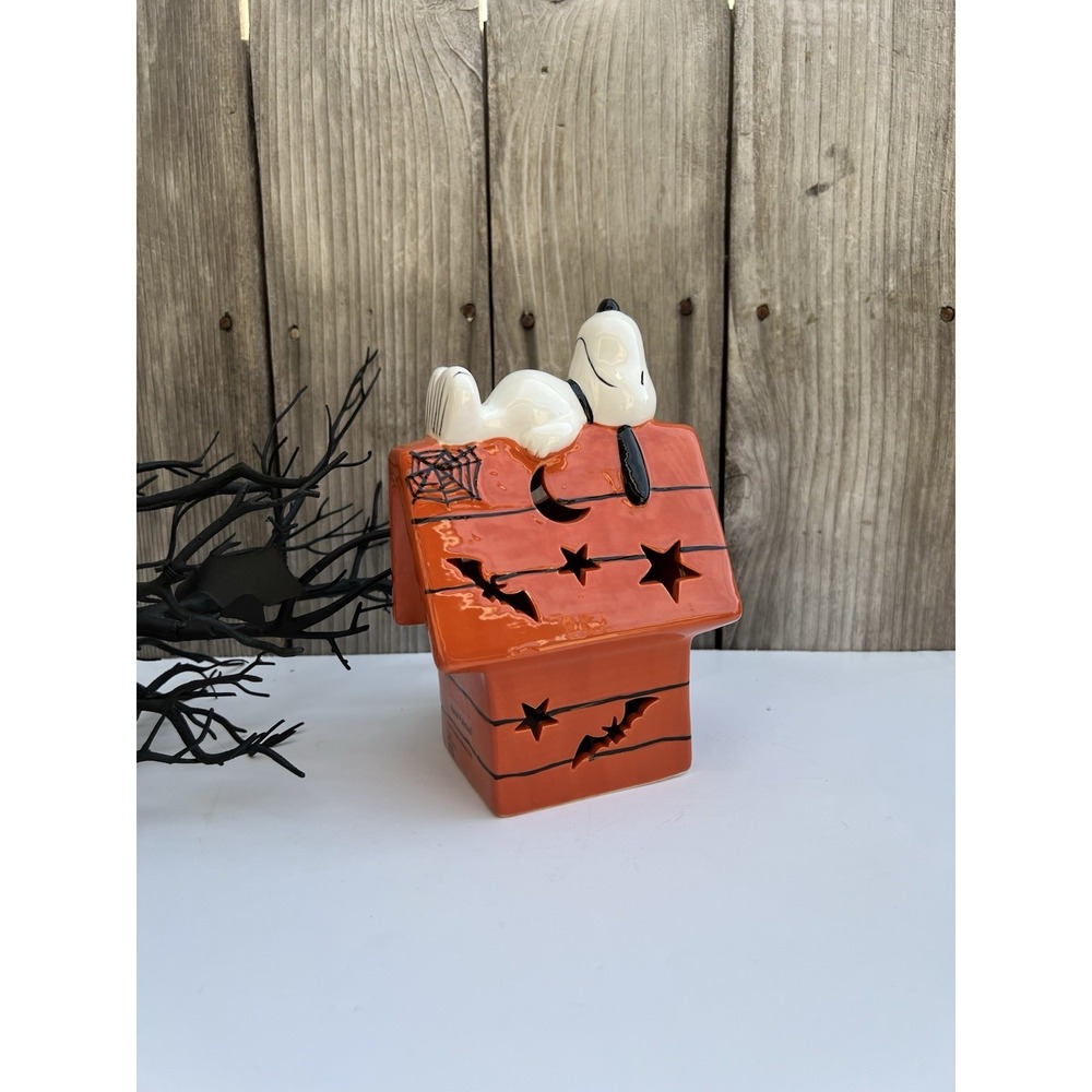 Celebrate Together™ Peanuts Snoopy House Halloween LED Table Decor